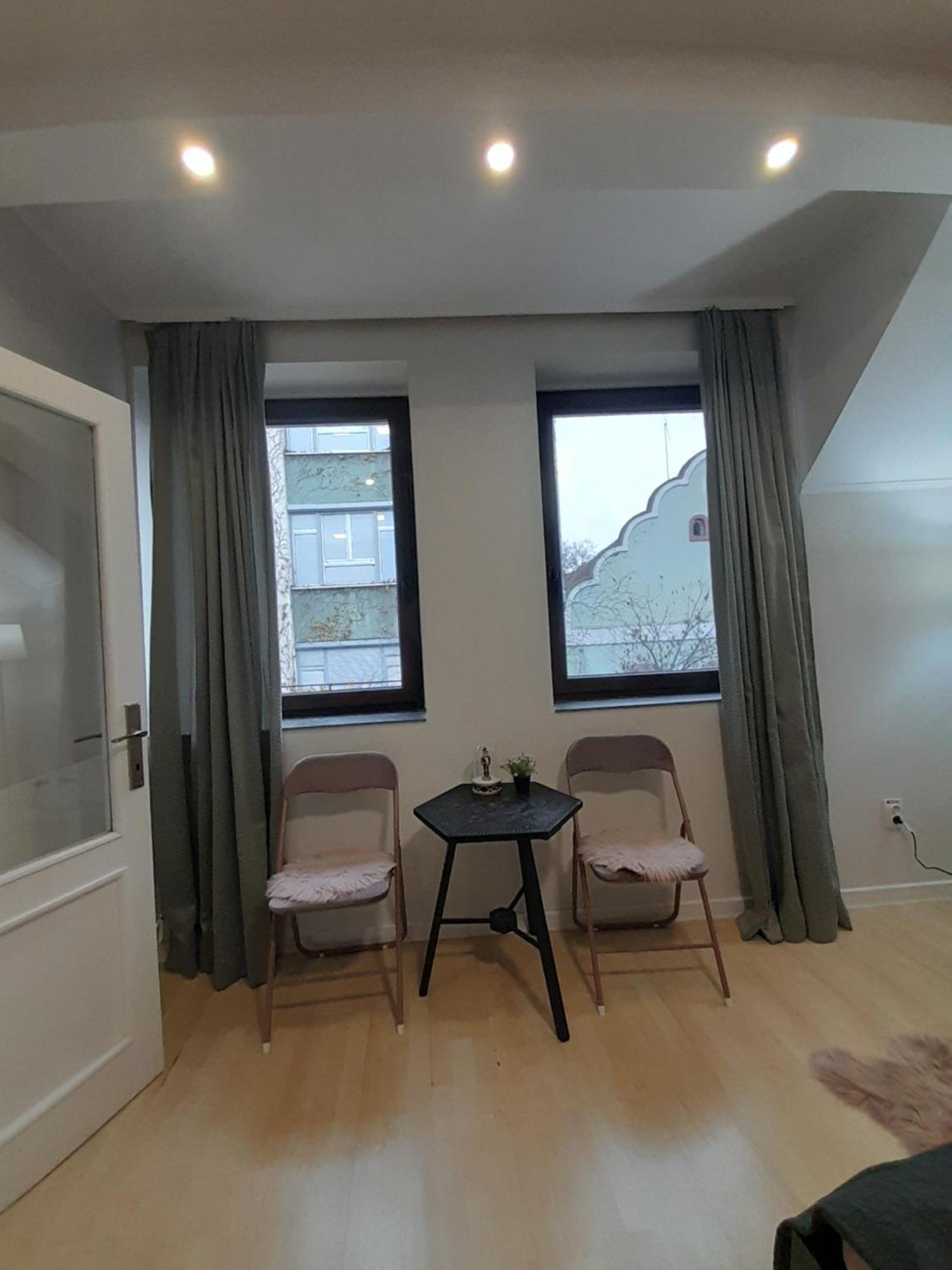 Cool & Cozy Center Appartement Subotica Buitenkant foto