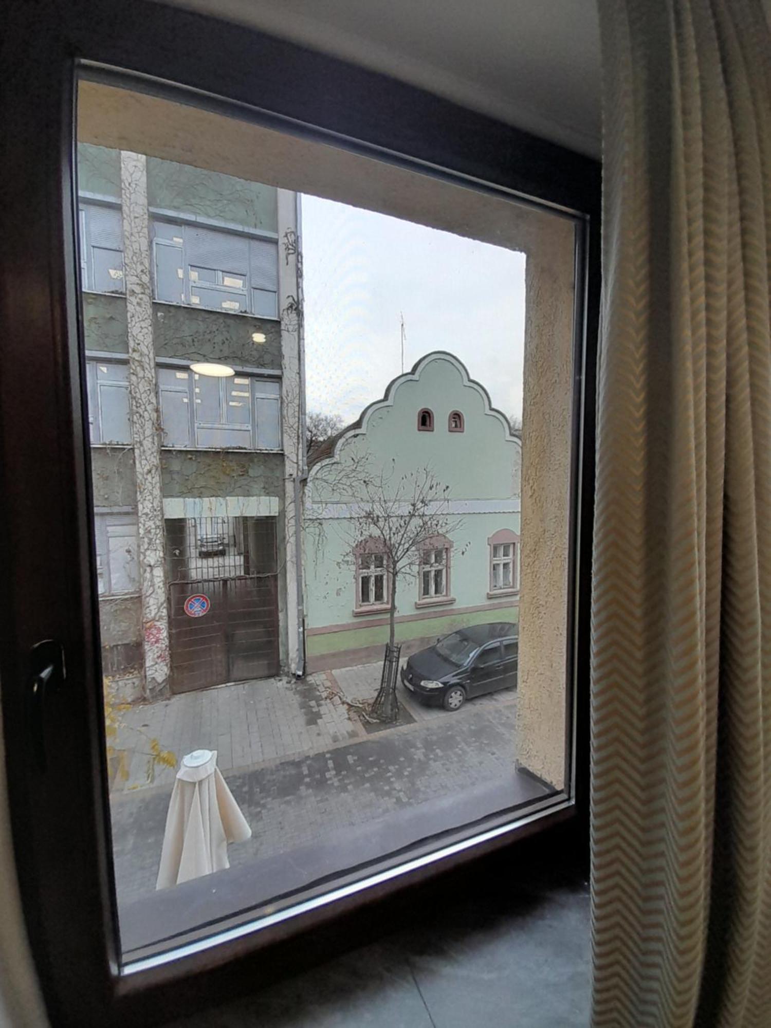 Cool & Cozy Center Appartement Subotica Buitenkant foto